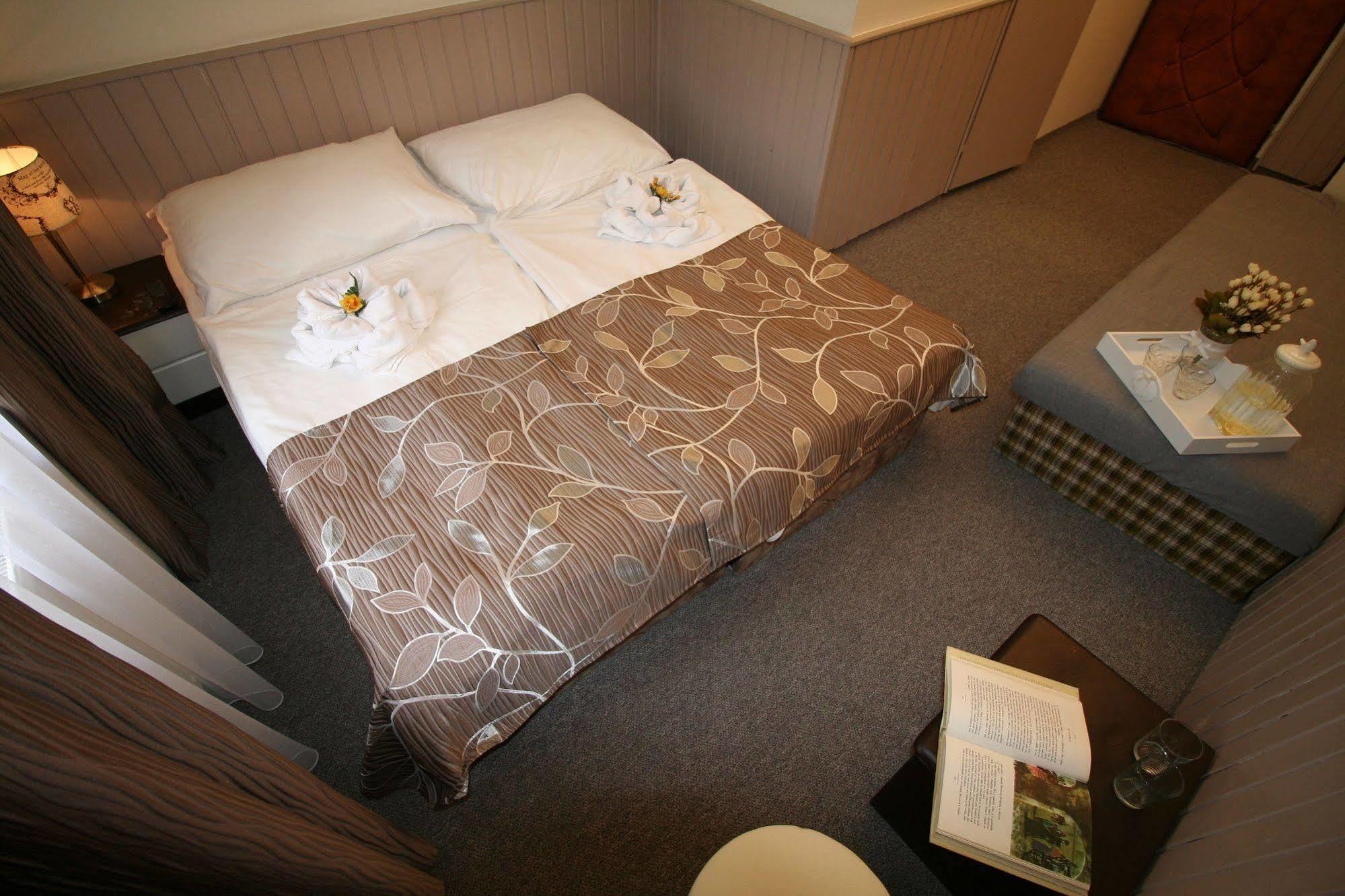 Anette Hotel Prag Dış mekan fotoğraf