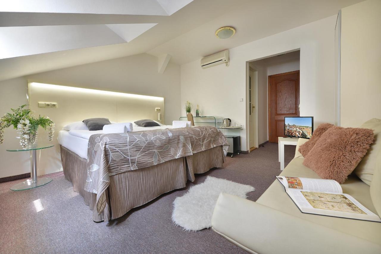 Anette Hotel Prag Dış mekan fotoğraf
